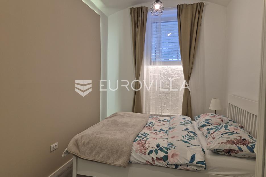 Flat For sale -  Donji Grad