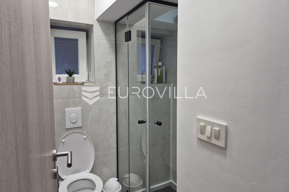 Flat For sale -  Donji Grad