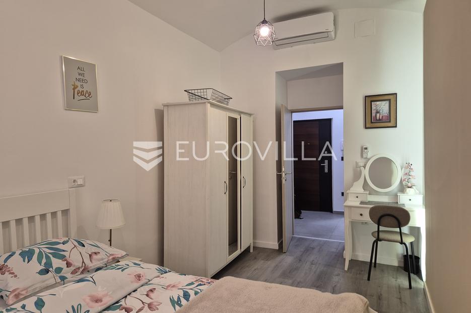 Flat For sale -  Donji Grad