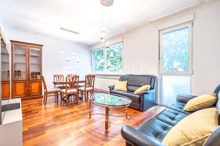 Flat for sale 87 m² – Jarun