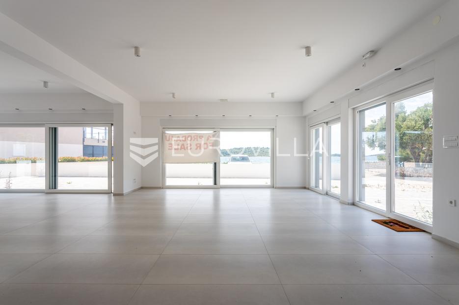 Lokal użytkowy Na sprzedaż - šibensko-kninska Vodice - foto 2/7