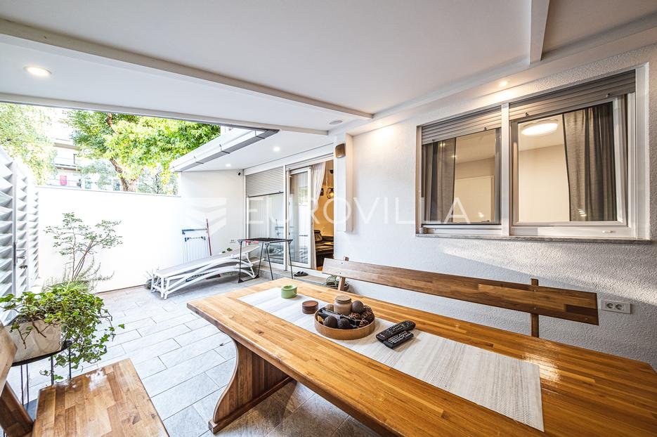 Apartma Naprodaj - Grad Zagreb Stenjevec