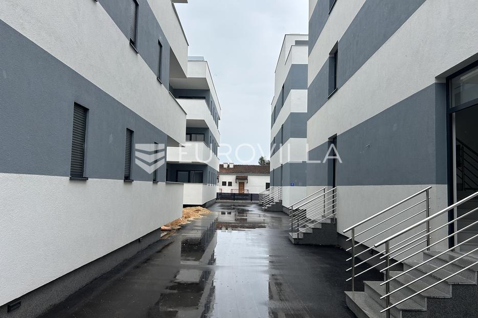 Apartmán Na prodej -  Pakoštane
