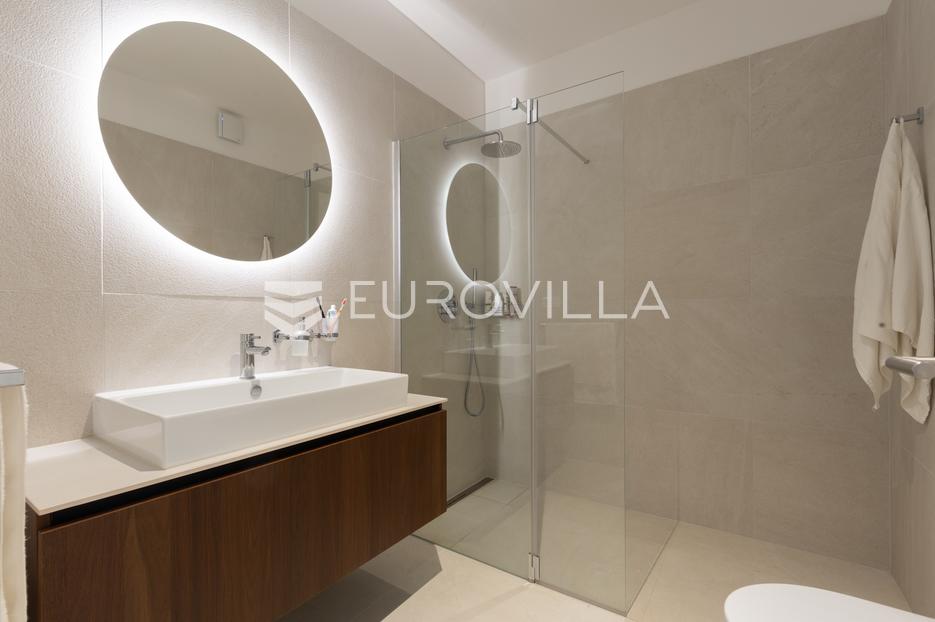 Maison À vendre -  Kaštelir-Labinci
