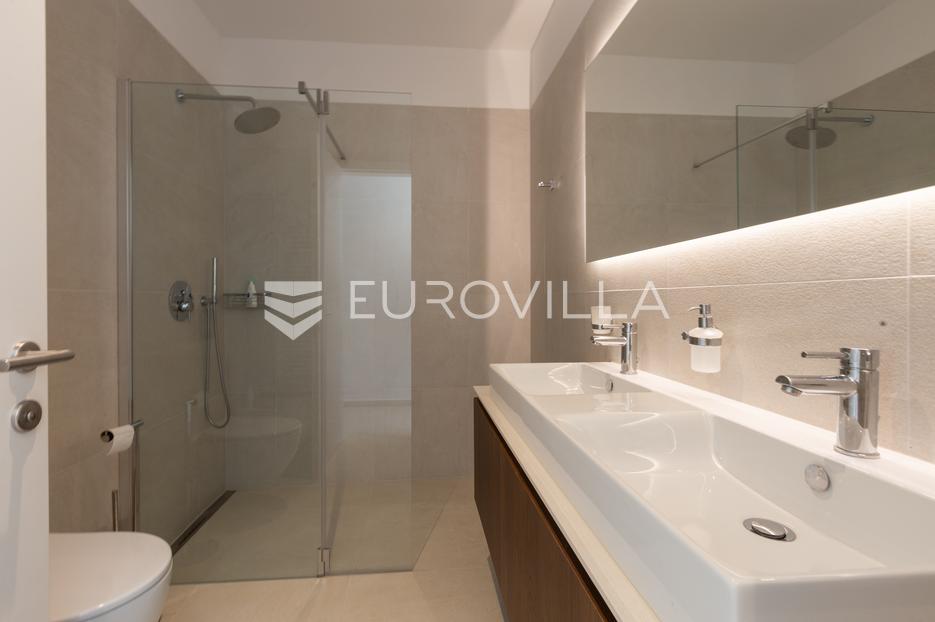 Maison À vendre -  Kaštelir-Labinci