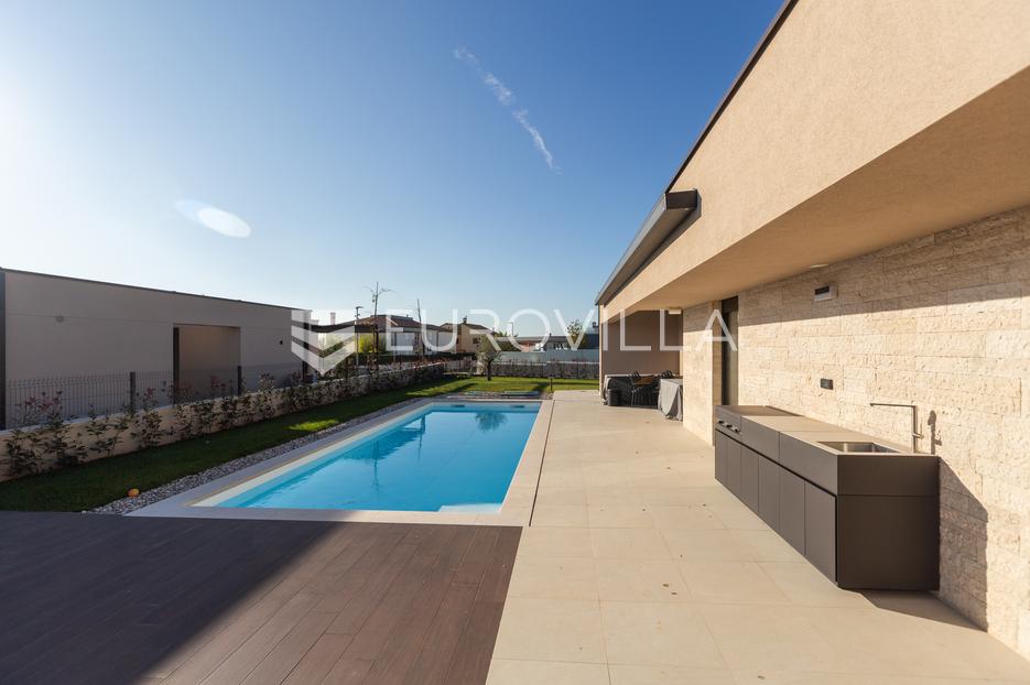 Maison À vendre -  Kaštelir-Labinci