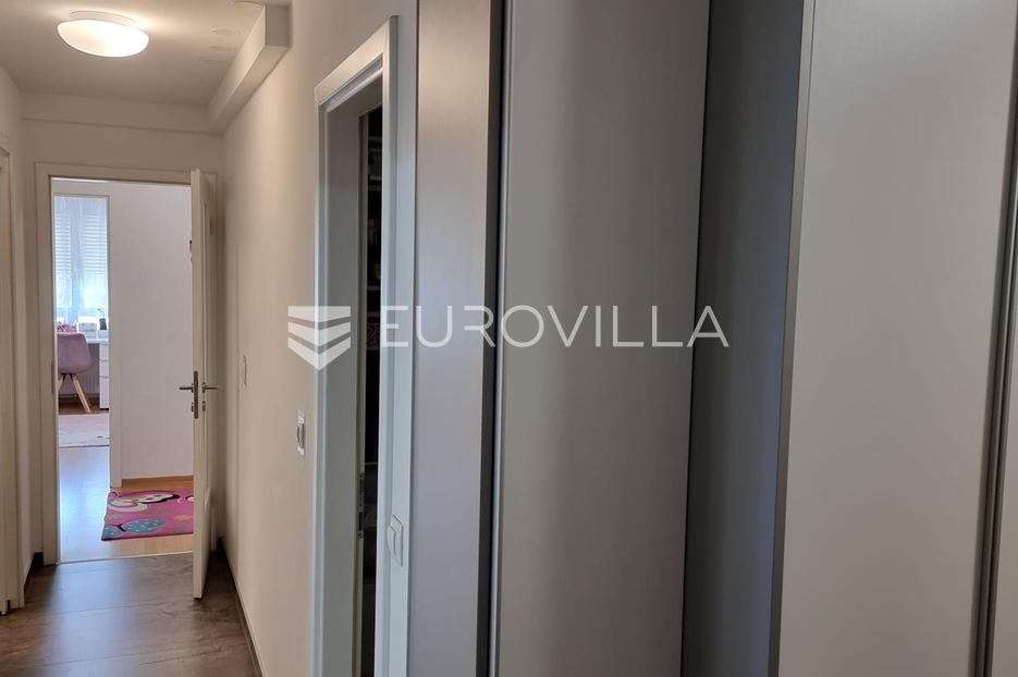 Appartement À vendre -  Donji Grad