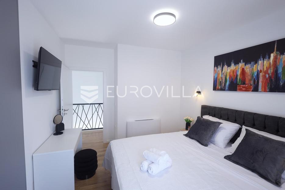 House For sale - Zadarska Nin