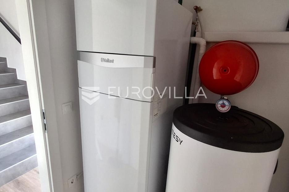 House For sale - Zadarska Nin