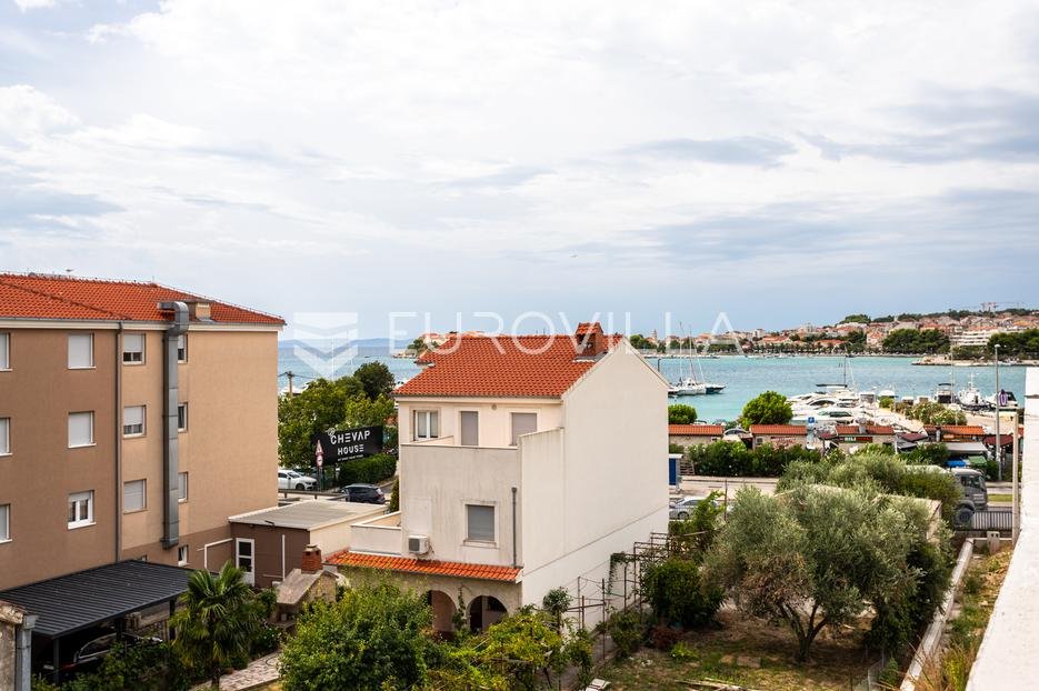 Apartment Zu verkaufen - Splitsko-dalmatinska Podstrana - foto 1/14