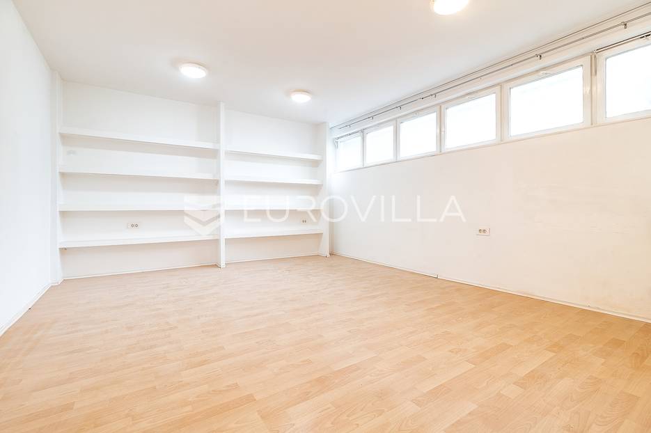 Business premises For sale -  Maksimir