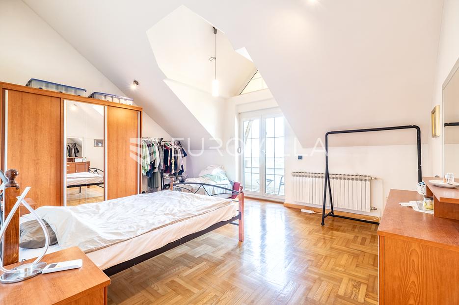 Apartmán Na prodej -  Črnomerec