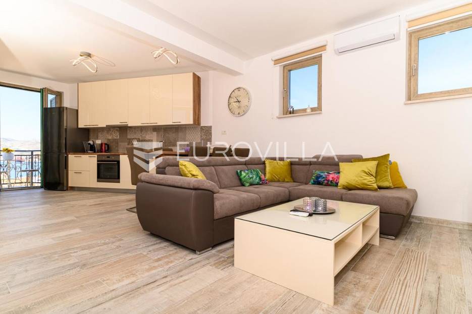Haus Zu verkaufen -  Okrug