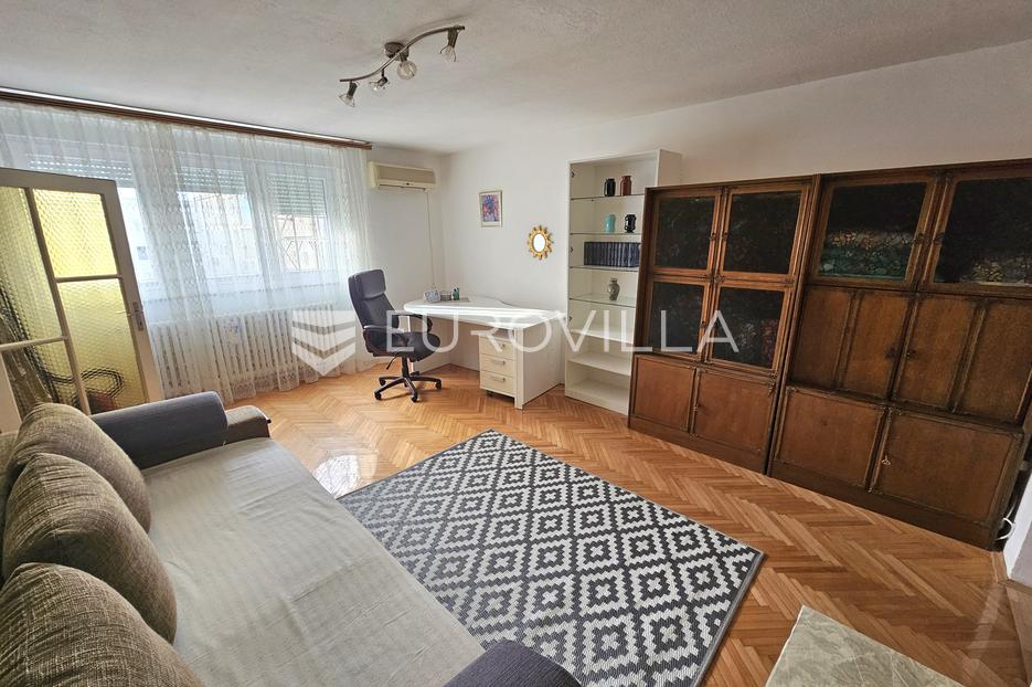 Stan Na prodaju Gornji grad / Centar