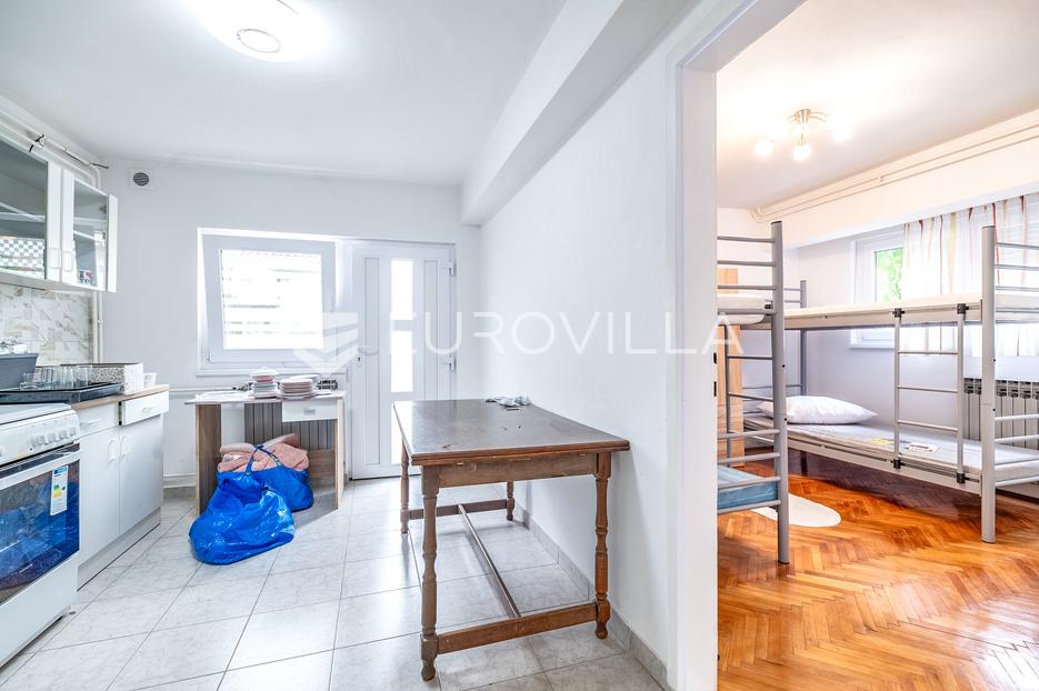 Casa In vendita -  Donja Dubrava