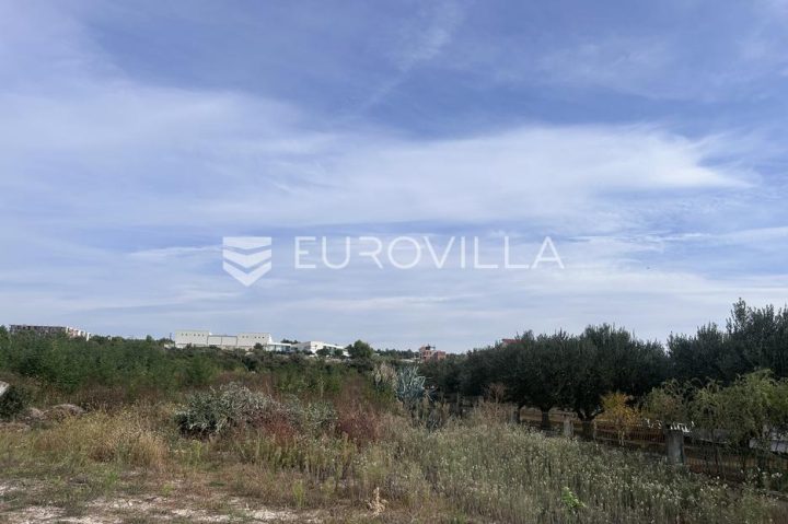 Land for sale 1006 m² – Sveti Filip I Jakov