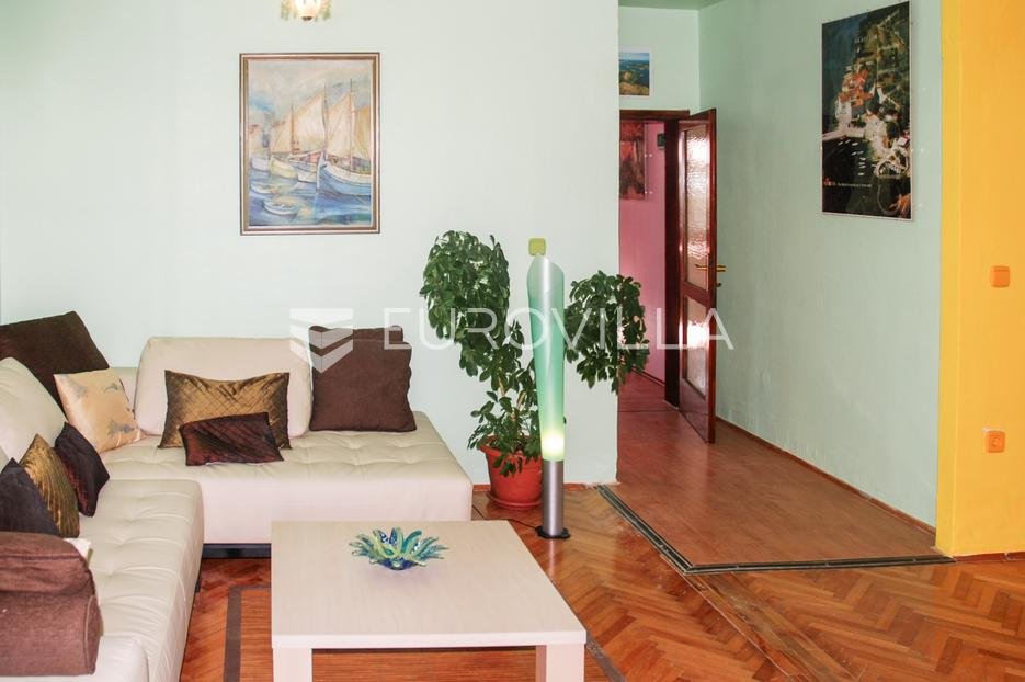 Kuća Na prodaju - Splitsko-dalmatinska Sutivan