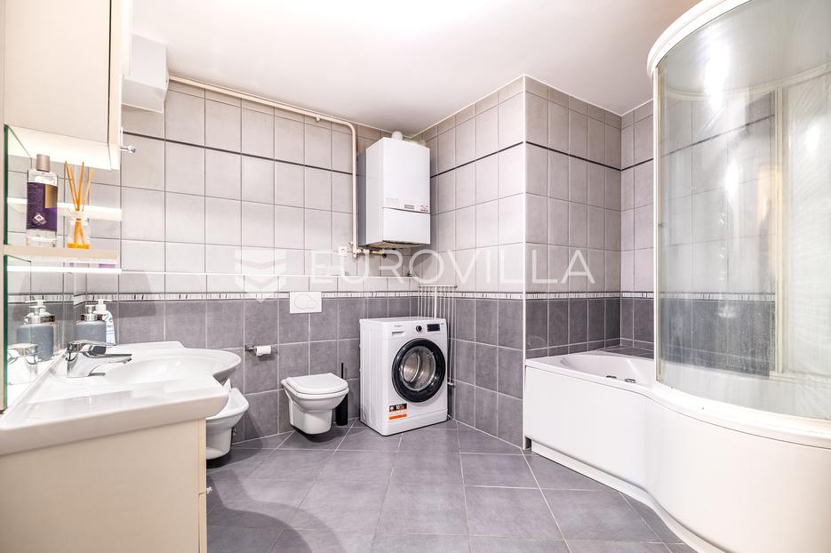 Appartement À vendre -  Maksimir