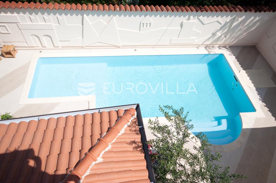 Hotel Na prodaju -  Novigrad
