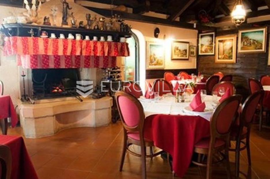 Hotel Na prodaju -  Novigrad