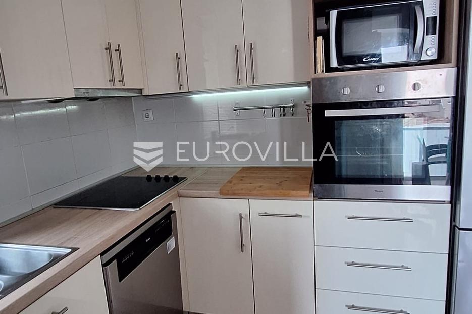 Apartment Zu verkaufen -  Pula