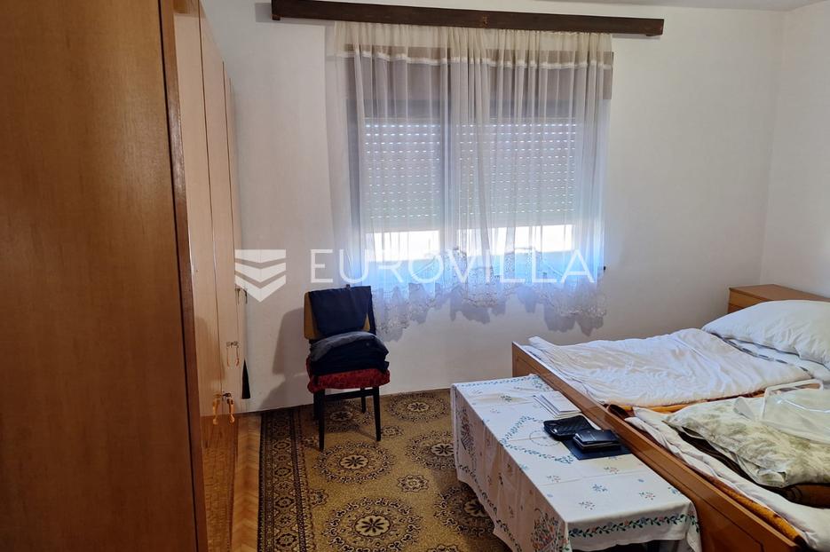 Dom Na predaj -  Karlovac