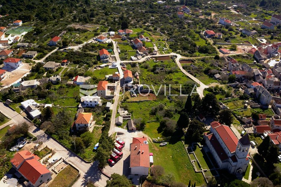 Parcela Naprodaj - Splitsko-dalmatinska Šolta