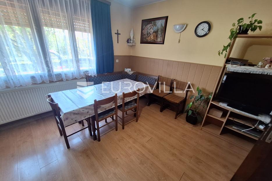 Kuća Na prodaju -  Karlovac - Okolica