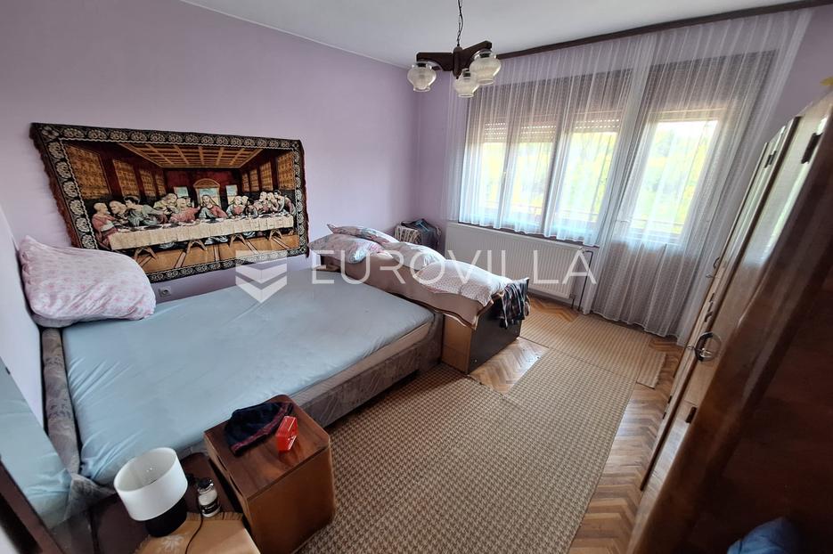 Kuća Na prodaju -  Karlovac - Okolica