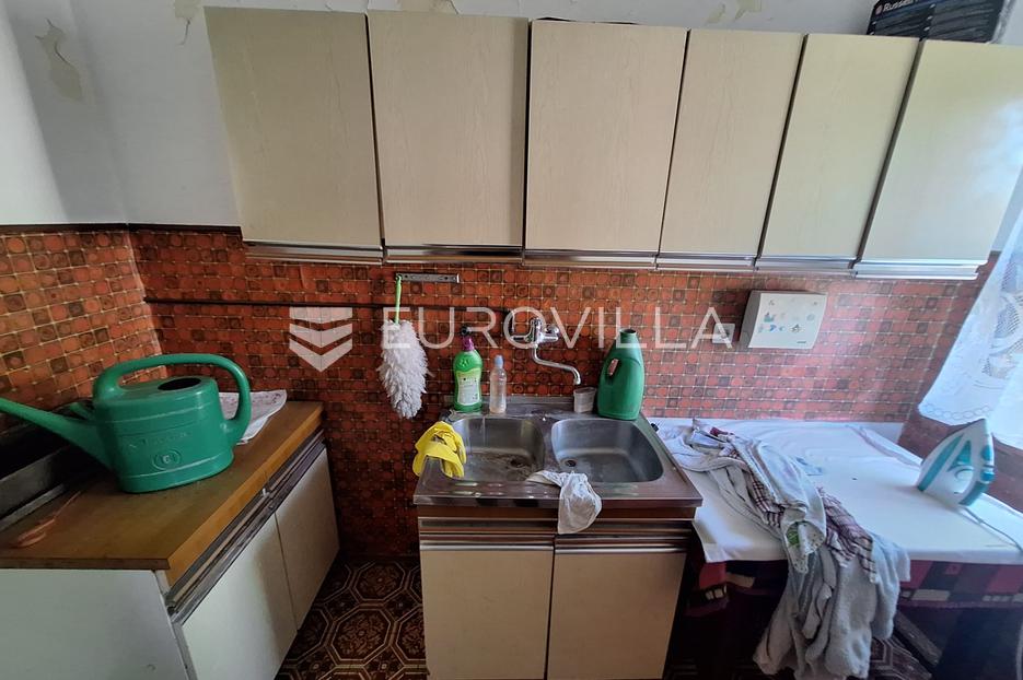 Kuća Na prodaju -  Karlovac - Okolica