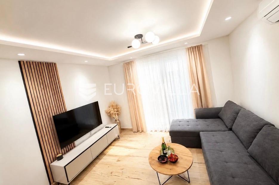 Apartmán Na predaj - Splitsko-dalmatinska Kaštela - foto 1/9
