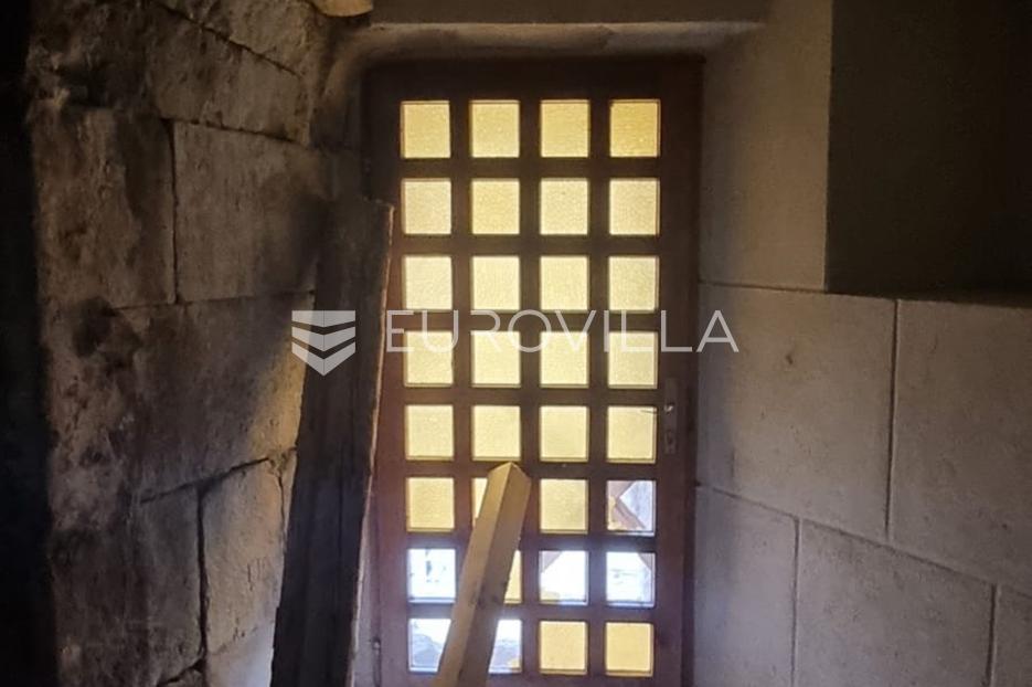 Poslovni prostori Naprodaj - Splitsko-dalmatinska Split