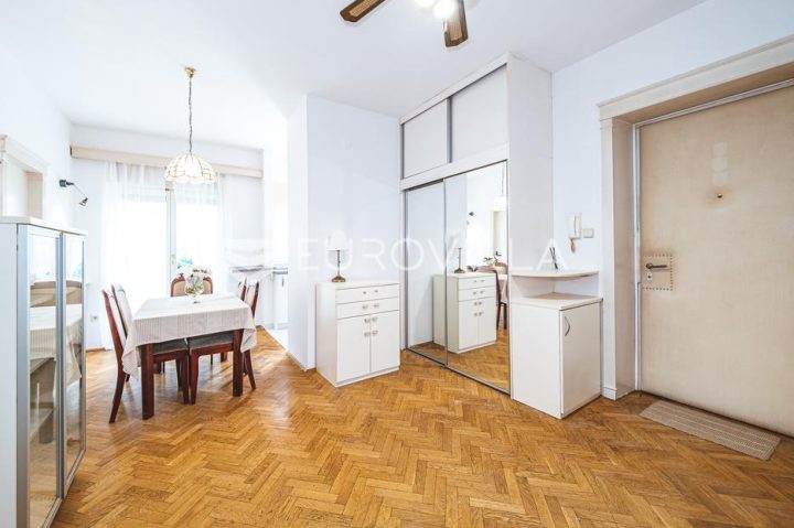 Flat for sale 57 m² – Kaptol