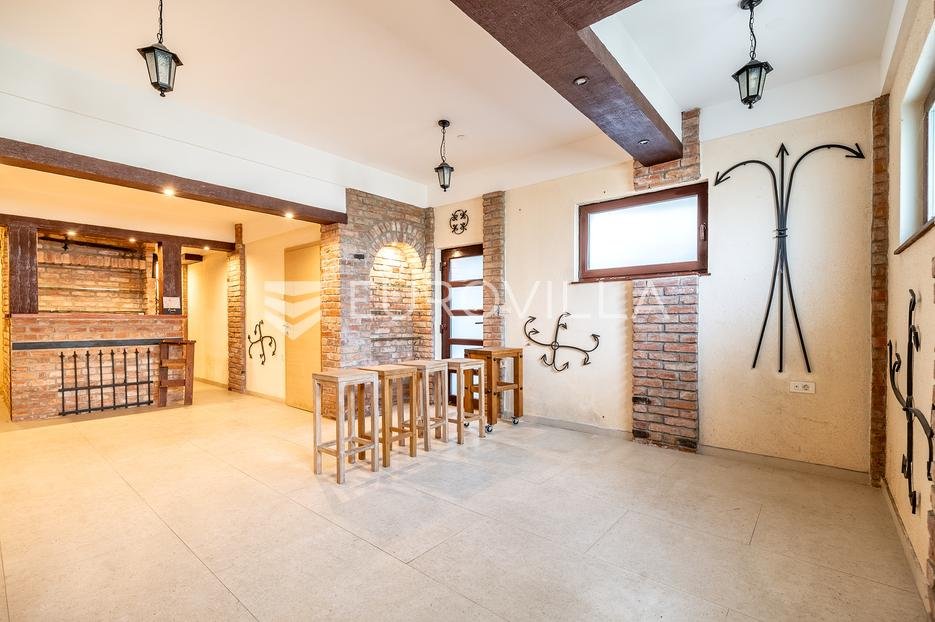 Haus Zu vermieten - Grad Zagreb Maksimir