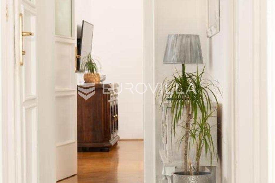 Flat For sale - Istarska Pula