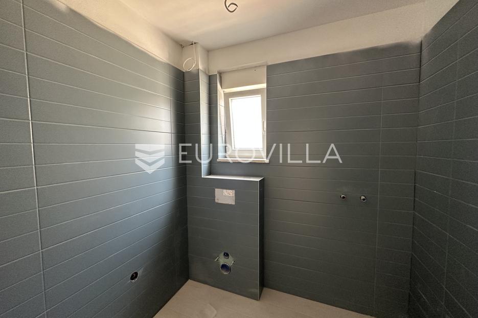 Appartamento In vendita -  Pula