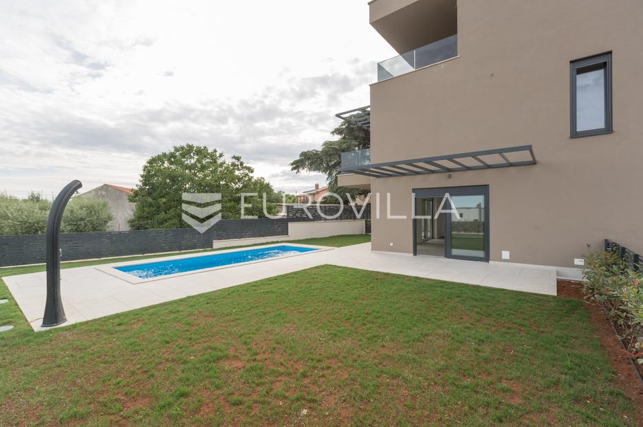 Apartma Naprodaj - Istarska Tar-Vabriga