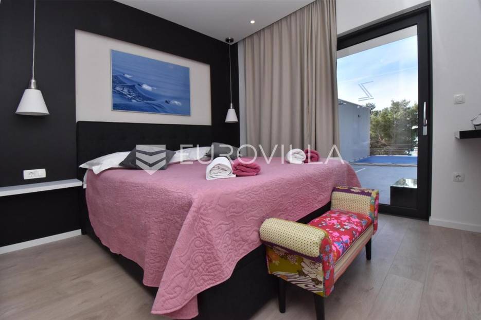 Casa In vendita -  Makarska