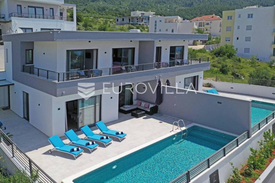 Casa In vendita -  Makarska