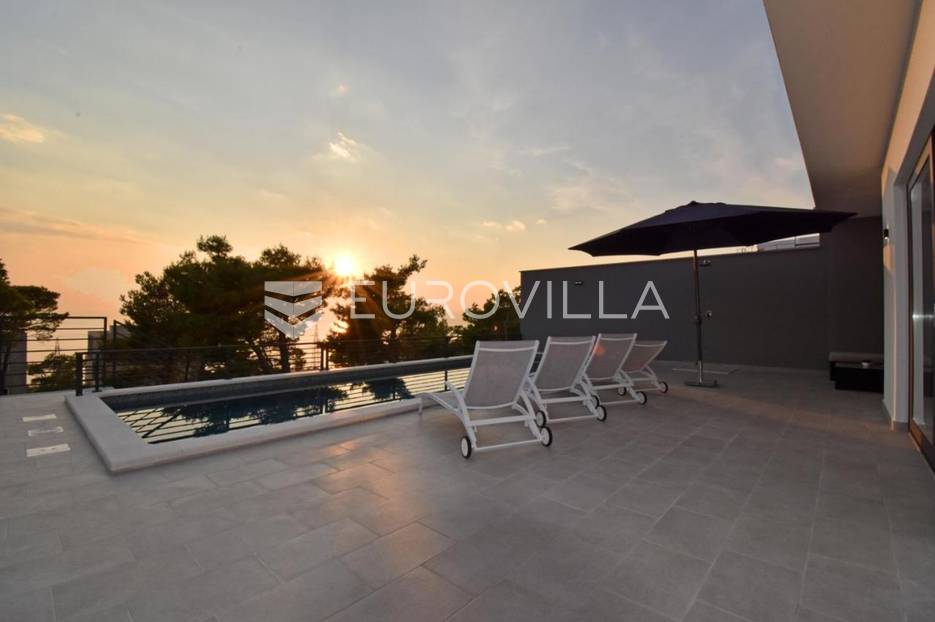 Casa In vendita -  Makarska