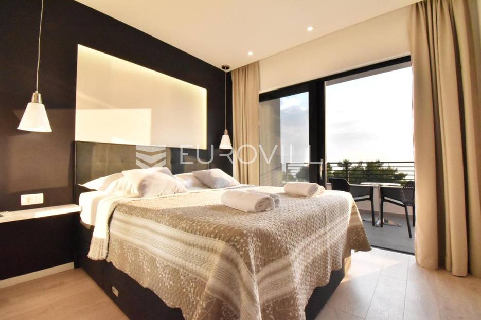 Casa In vendita -  Makarska