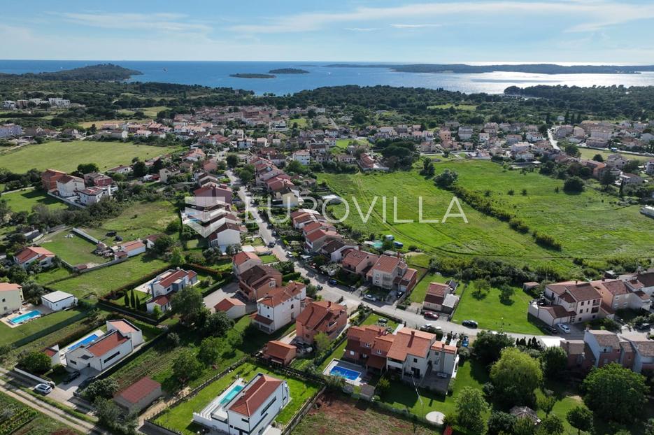 Terreno In vendita -  Fažana