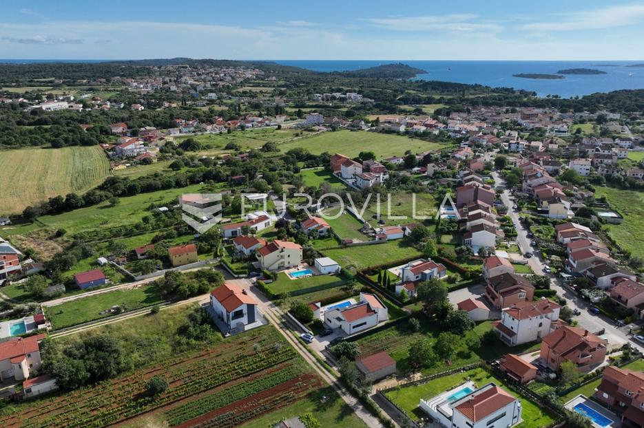 Terreno In vendita -  Fažana