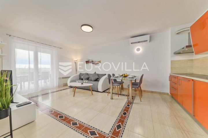 Flat for sale 75 m² – Selce