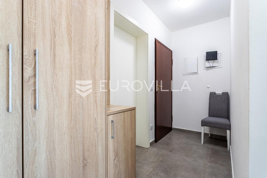 Stan Na prodaju - Splitsko-dalmatinska Makarska