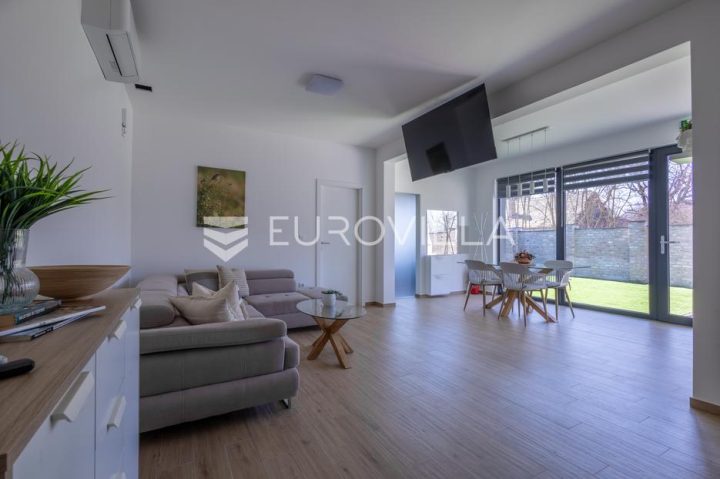 Maison À vendre Kopačevo