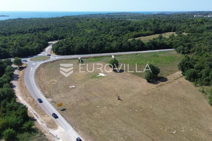 Land for sale 8900 m² – Tar