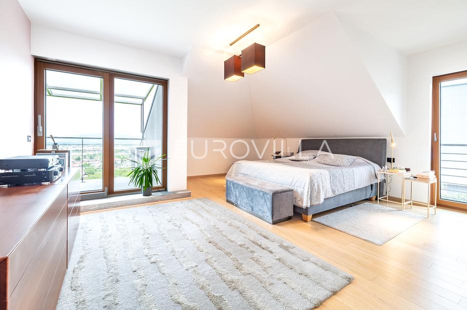 Casa In vendita -  Samobor