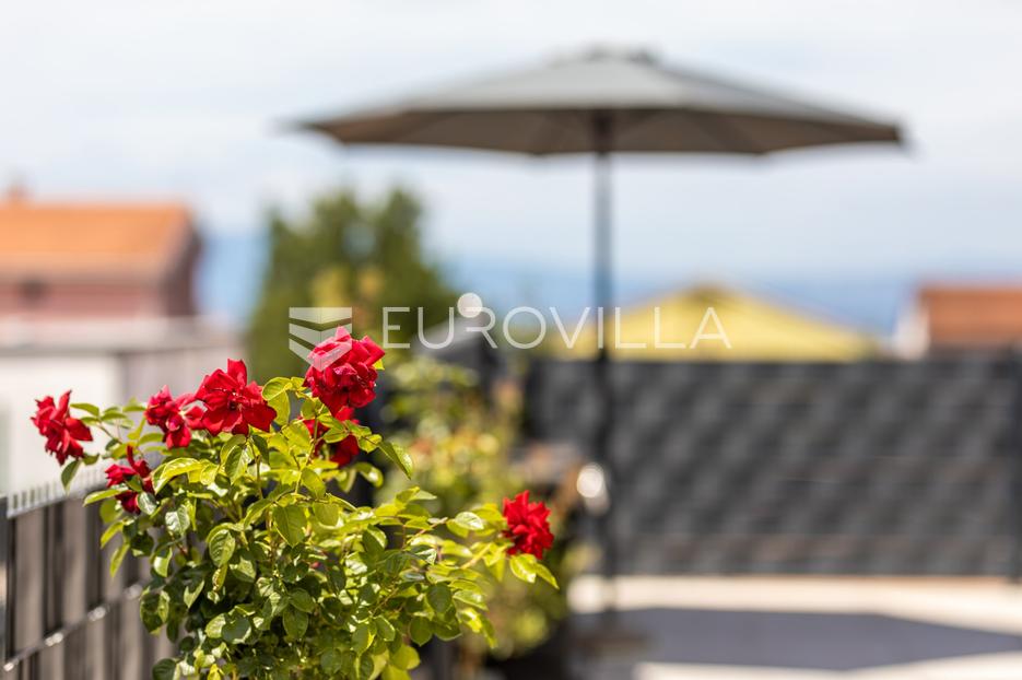 Kuća Na prodaju -  Malinska-Dubašnica
