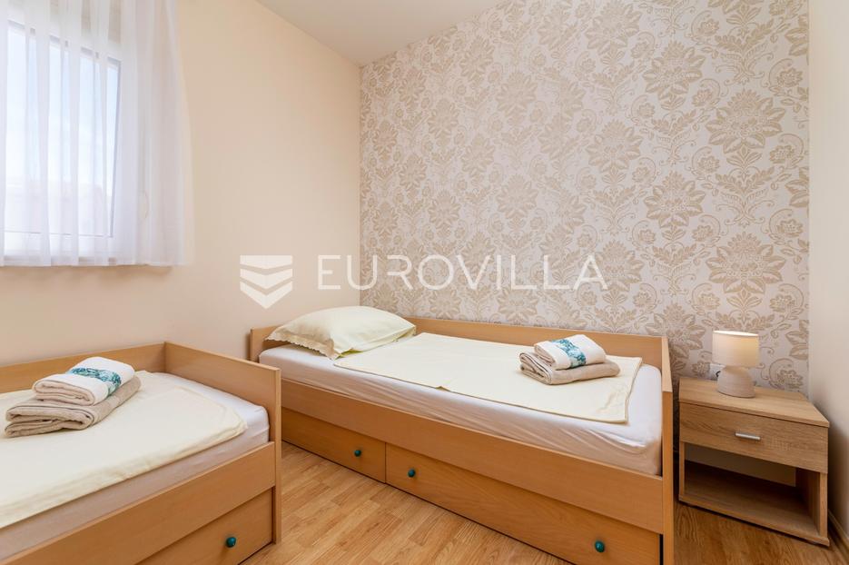 Kuća Na prodaju -  Malinska-Dubašnica